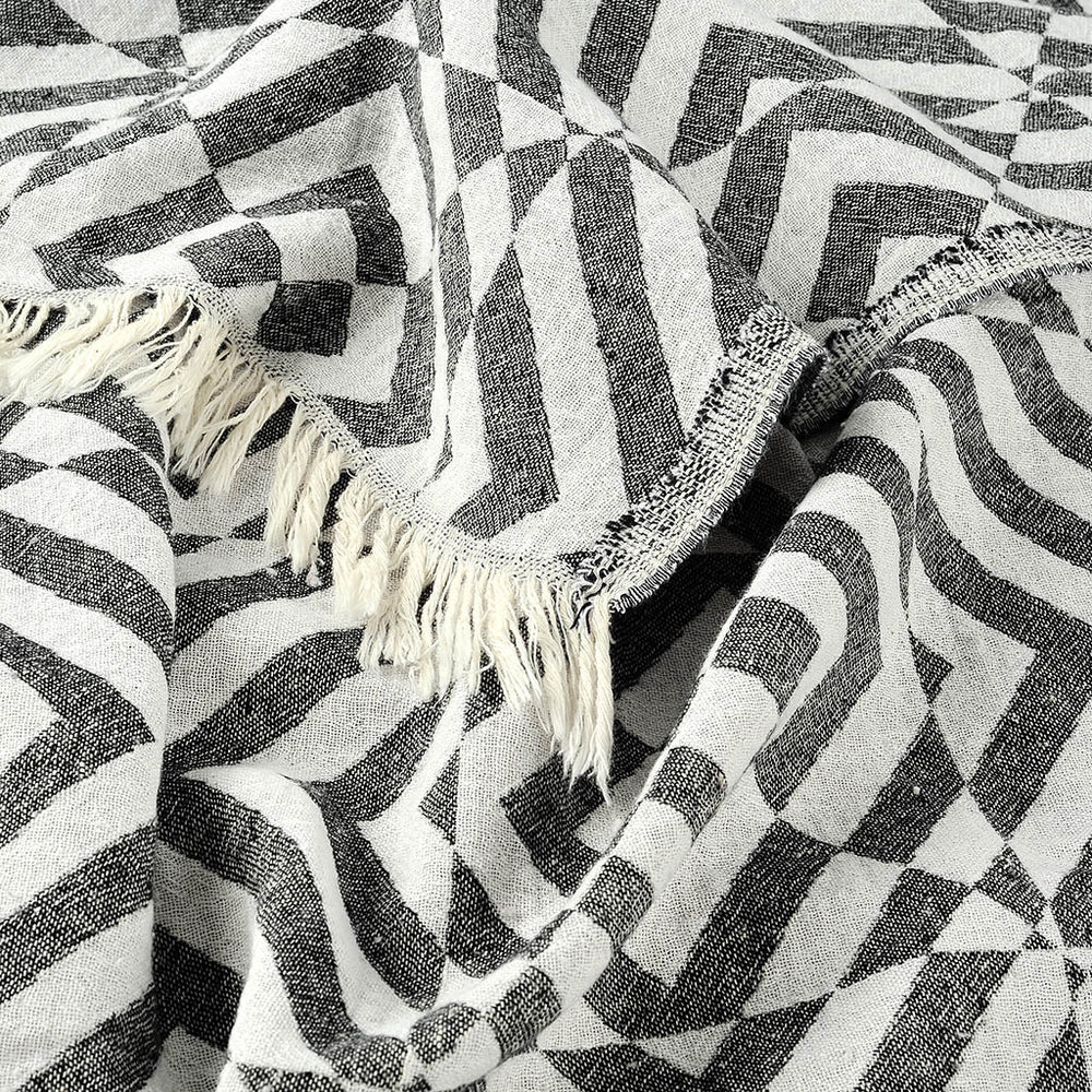 Illusion Pestemal Black